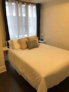 Chic Toronto Blue Jays Getaway - 5