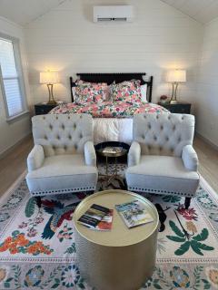 Laurel Court Cottages- A Pickleball Getaway - Blumenthal - 9