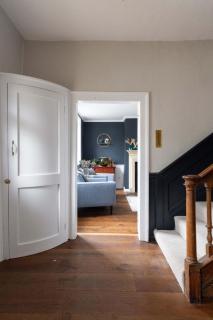 Country Retreat - Sleeps 14 - Large Garden - Westbourne - 4