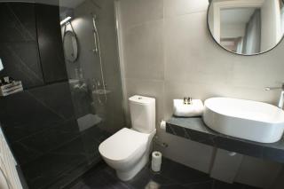 Luxury modern chic 1-bedroom apartment Athens City - Atene - 5