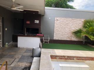 Casa céntrica con pileta y cochera privada - Santiago del Estero - 5