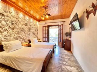Villa Yiannitsis-Harmony In The Flowers, Acharavi Beach - Litherés - 5