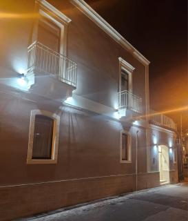 Palazzo Grecale Dell'Etna - 8