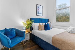 Affordable Studio, 1, 2 and 3 Bed Apartments in E14 - Londra - 1