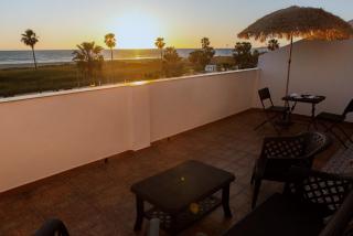 Hotel Playa Conil - Beachfront Studios & Suites - 6