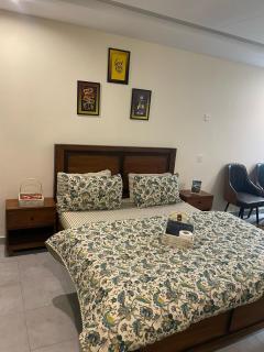 Elegant Retreat 205 Studio Apartment - Murree - 9