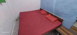 Hotel Vrindavan Dham Near Pem mandir - 9