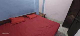 Hotel Vrindavan Dham Near Pem mandir - 8