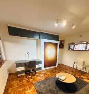 Artistic elegance apartment with Mountain Views - Heathfield - 9
