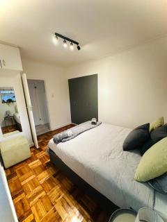 Artistic elegance apartment with Mountain Views - Heathfield - 5