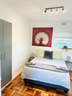 Artistic elegance apartment with Mountain Views - Heathfield - 4
