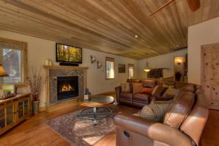 Brand New Upscale Home, Hot Tub, Foosball - South Lake Tahoe - 7