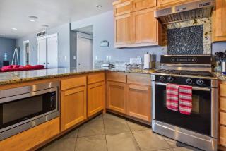 Private Beach, Close To Everything - 2