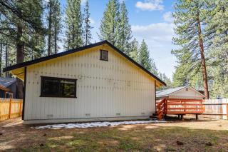 Pet Friendly - Close To Heavenly, Steps To The River - South Lake Tahoe - 2