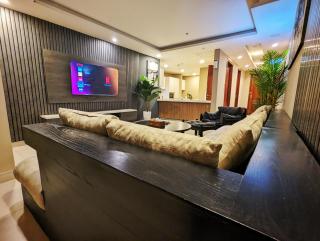 Gold Crest Mall & Residency Luxury One-bed Apartment - Lahore - 4