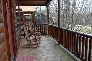 Lovely Cabin-Close To All The Fun! - Gatlinburg - 9