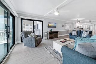 Stunning beachfront view and large balcony with pool access - New Smyrna Beach - 2
