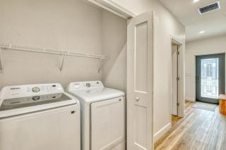 Waterfront Family Vacation , Near Ocean and Mineral Springs, 7 sleeps - Rotonda West - 5