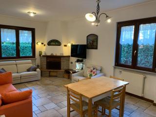 4 Bikers Apartment, 10 Lakes around - Varese - 9