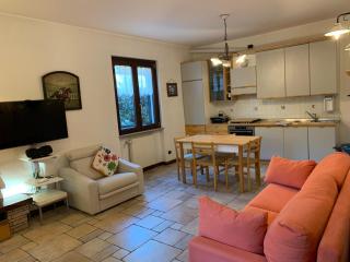 4 Bikers Apartment, 10 Lakes around - Varese - 5