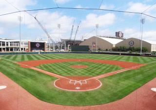 Luxury Home Near Kyle Field & Expo Center - Bryan - 2