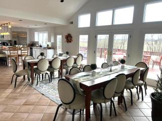 THE VILLA Farm Sleeps 20 more - - 1