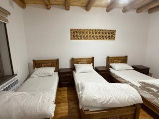 Nurata Eco Guesthouse - - 7