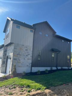 NEW Luxury Home super comfy By Snowbasin & Pow Mow - 8