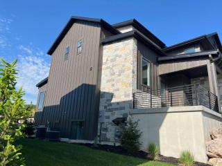 NEW Luxury Home super comfy By Snowbasin & Pow Mow - 7