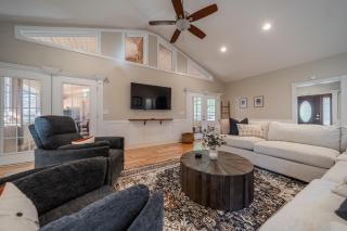 Whiskey Way Inn - Candler - 4