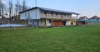 Apartmán u sportovního areálu a koupaliště - 8