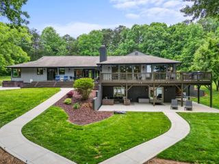 Luxury On Woodstream - Mooresville - 4
