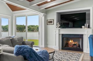 Little Acorn Luxury - Mooresville - 4