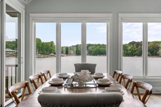 Little Acorn Luxury - 2