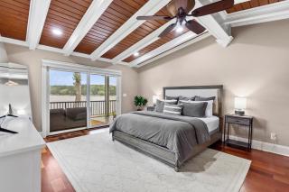 Little Acorn Luxury - Mooresville - 1