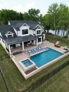 Luna's Lake Life - Terrell - 7