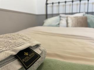 Chambre XL, bureau & salle de bain privative - Centre ville de CREIL - 5