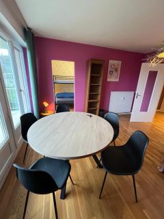 Loft calme sur la rivière avec parking - 2