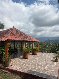 Al renacer finca - Silvania - 5