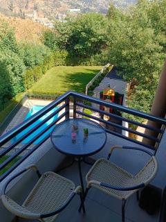 Departamento equipado de 2 Dormitorios , 2 baños y estacionamiento privado - - 1