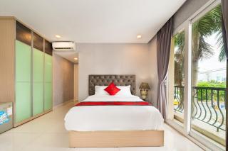 Dancentre Luxury Hotel Near SECC formerly Sunshine Garden Hotel - 2