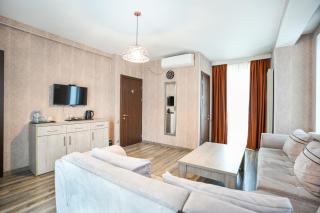 1 Hotel Borjomi - Borjomi - 5
