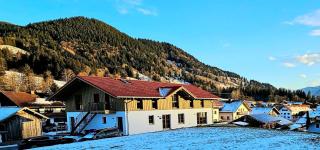 Oberland-Ferienwohnung-Ammertal-Wurmansau-inkl-Koenigscard - Unterammergau - 0