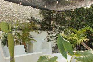 Timeless Oasis Hostel - 7