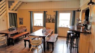 Modern Cabin Suite Perfect for a Family Getaway Nestled A Stone's Throw From Columbus, Ohio - Pulaskiville - 0