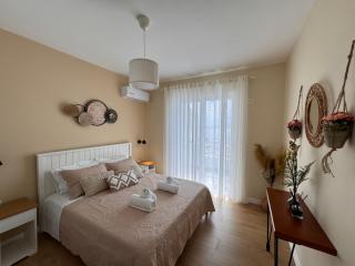 Gorgeous Seaside Apartment #2 - Sarandë - 3