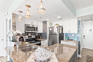 Pelican's Perch at the Sunbird - 3