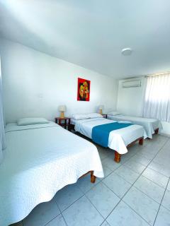 HOSTAL PIAZZOLLA - 9