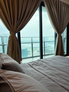 Almas Suites, Puteri Harbour SI home - - 3