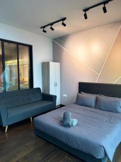 Almas Suites, Puteri Harbour SI home - - 8